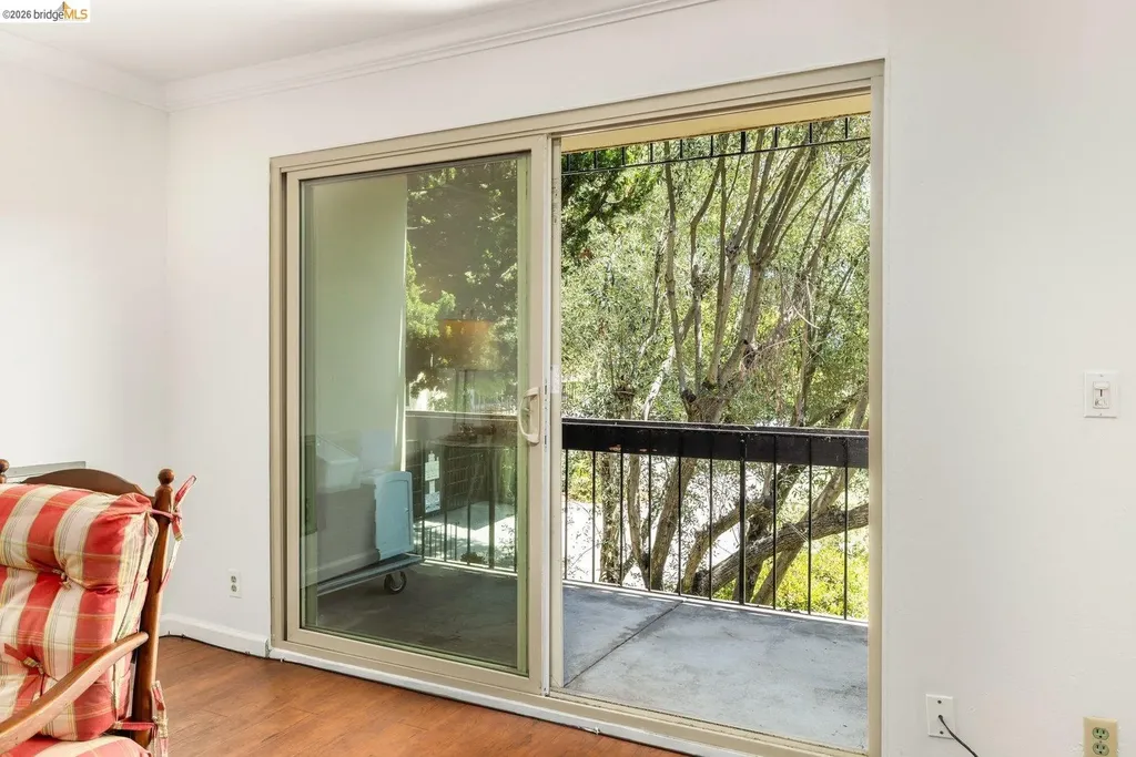 551 Jean Street Oakland CA 94610