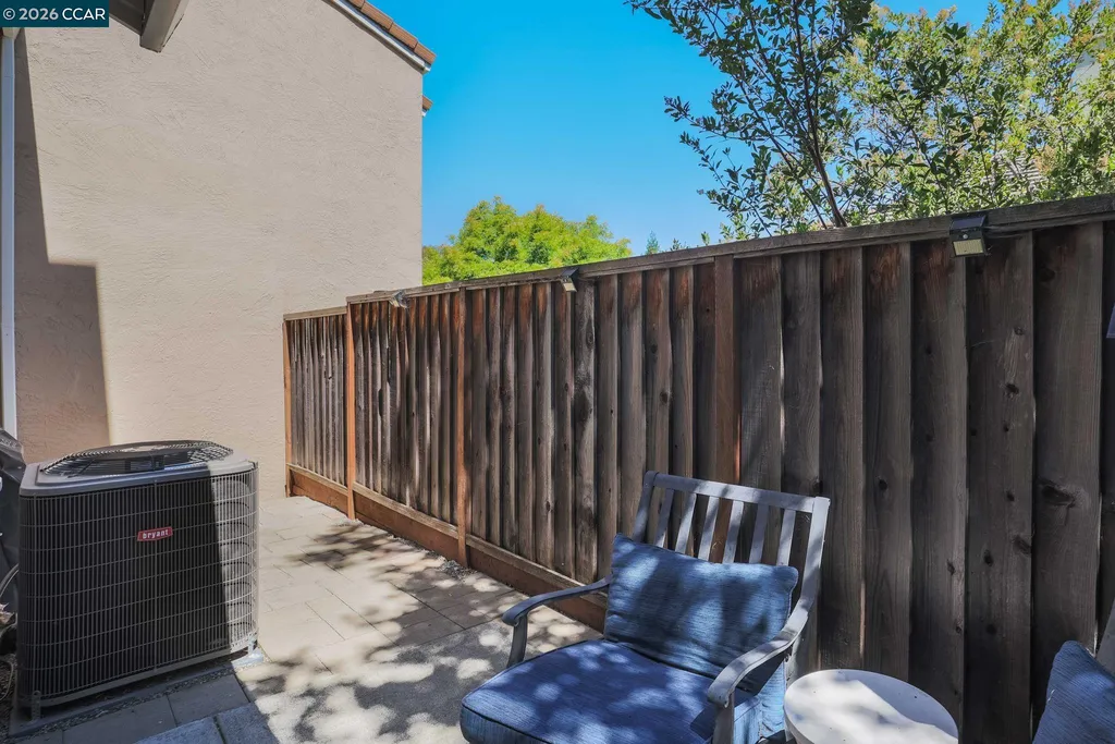1002 Pinehurst Court Concord CA 94521