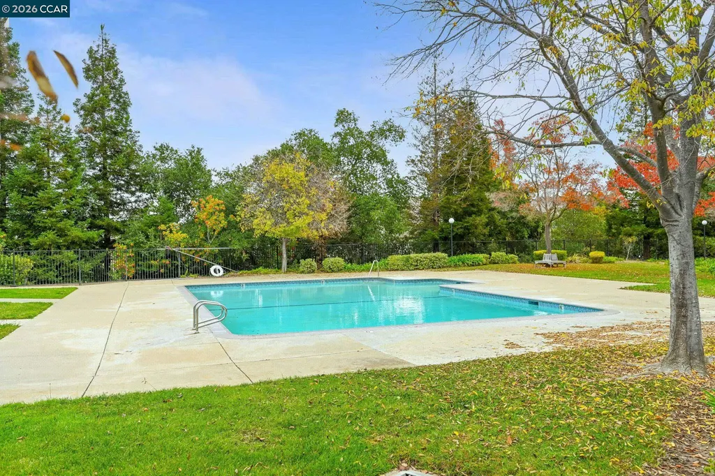 1002 Pinehurst Court Concord CA 94521