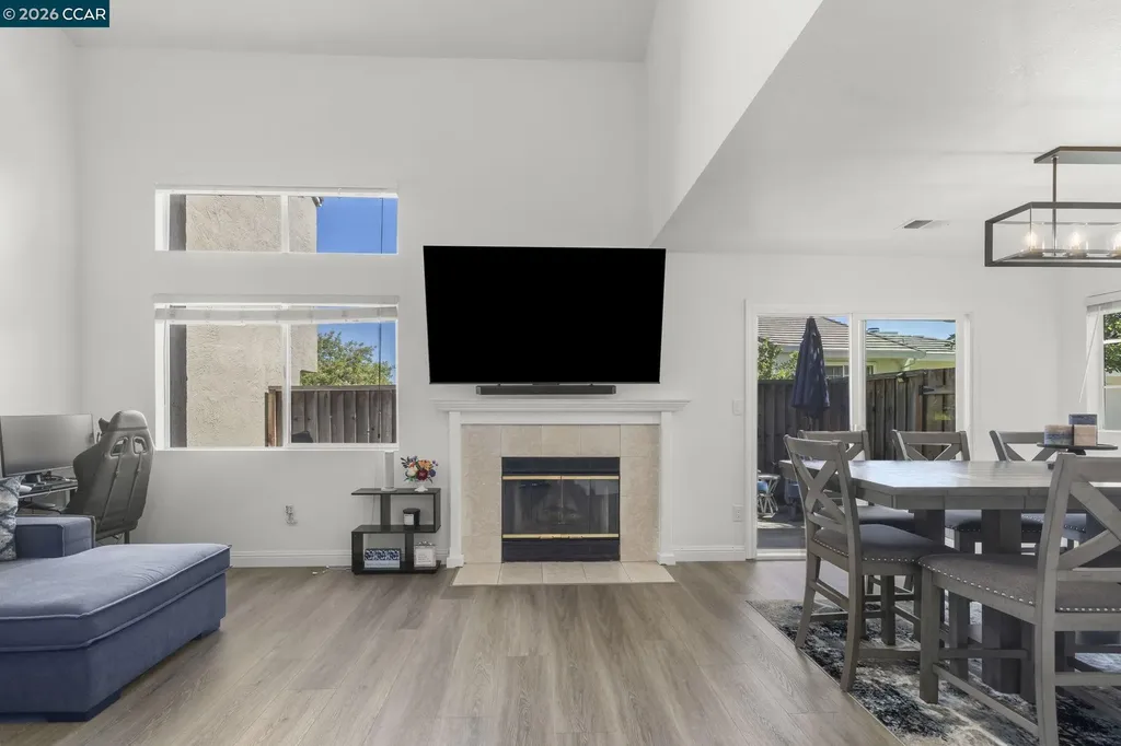 1002 Pinehurst Court Concord CA 94521