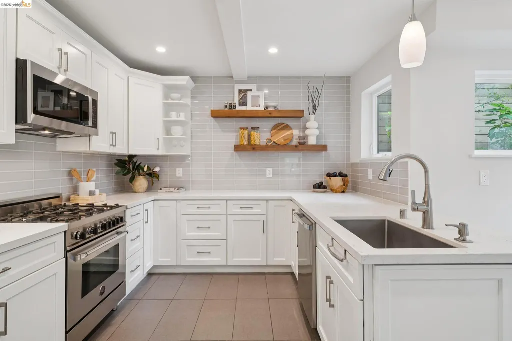 1722 Excelsior Avenue Oakland CA 94602