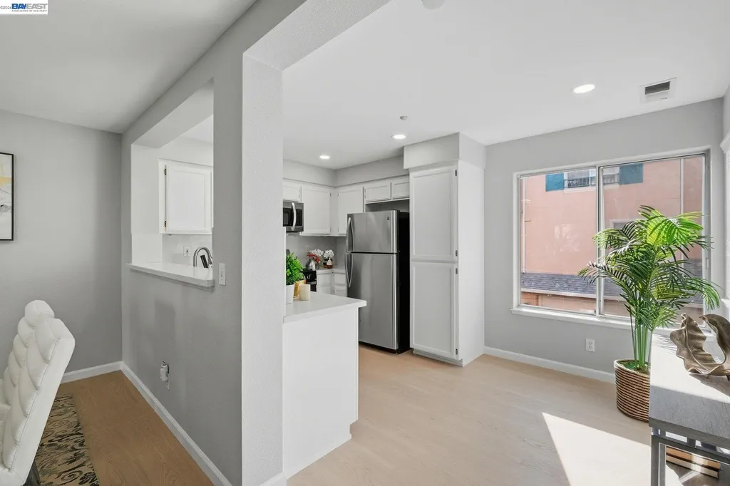 38860 Garibaldi Common Fremont CA 94536