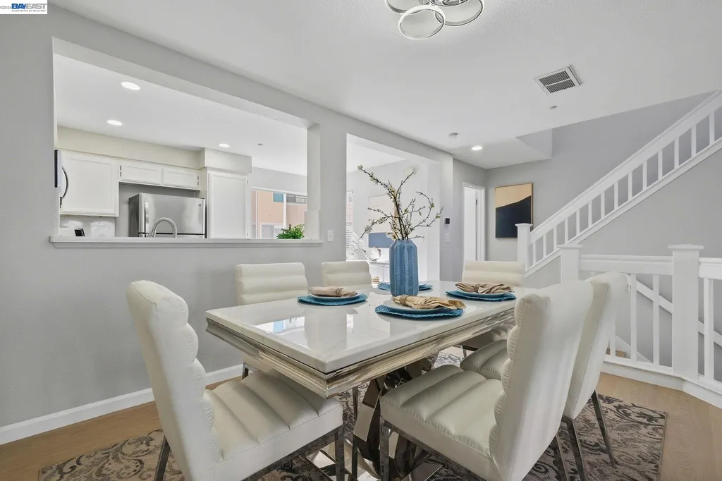 38860 Garibaldi Common Fremont CA 94536