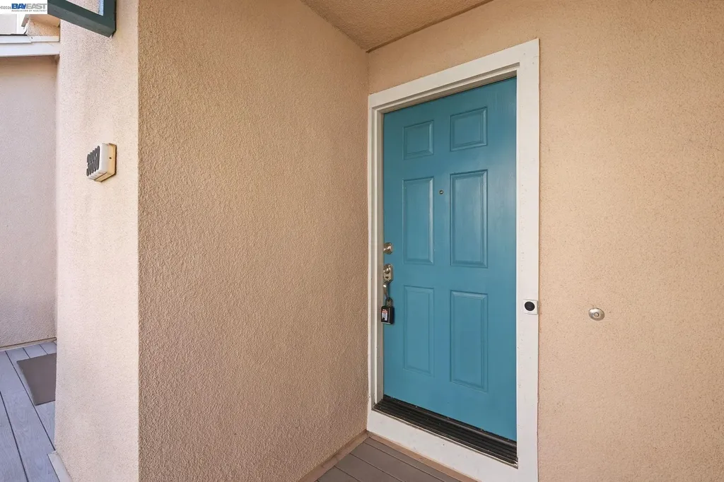 38860 Garibaldi Common Fremont CA 94536