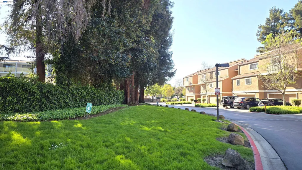 37856 Bright Common Fremont CA 94536