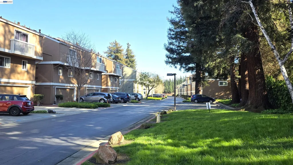 37856 Bright Common Fremont CA 94536