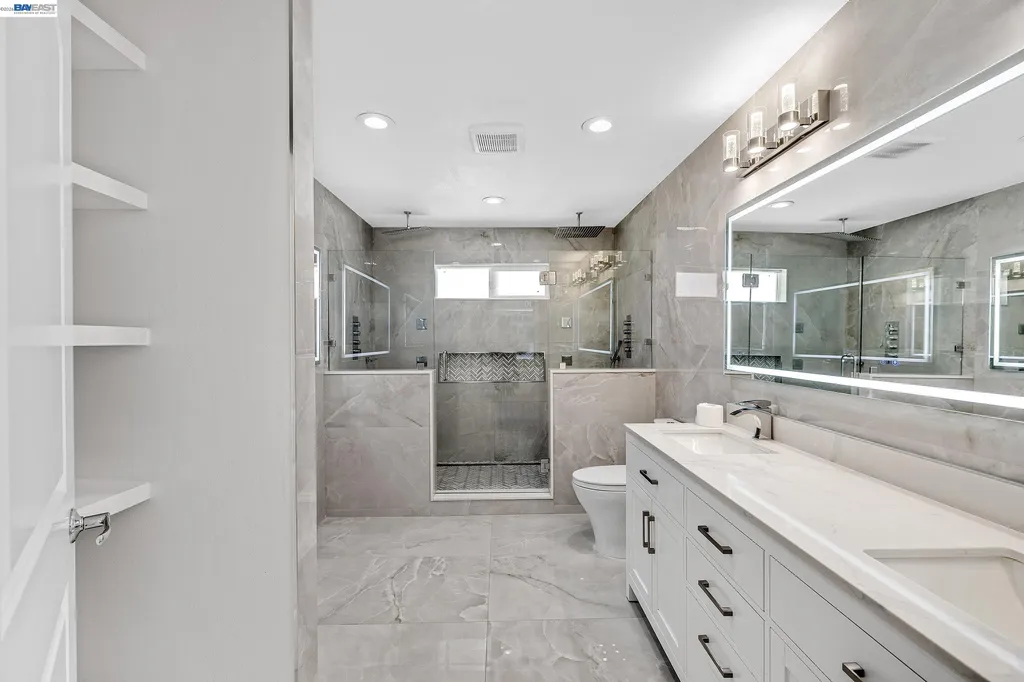 6344 Paloverde Road Castro Valley CA 94552