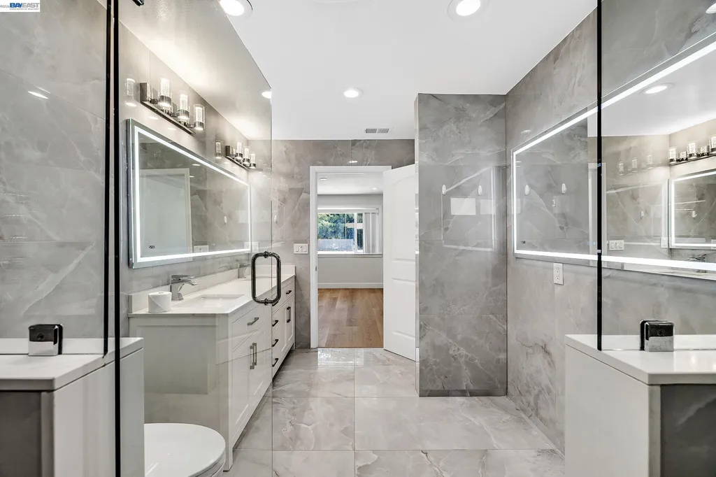 6344 Paloverde Road Castro Valley CA 94552