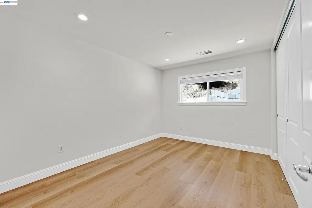 6344 Paloverde Road Castro Valley CA 94552