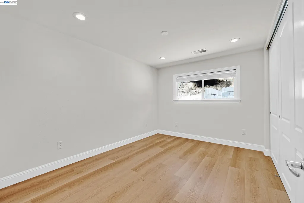 6344 Paloverde Road Castro Valley CA 94552