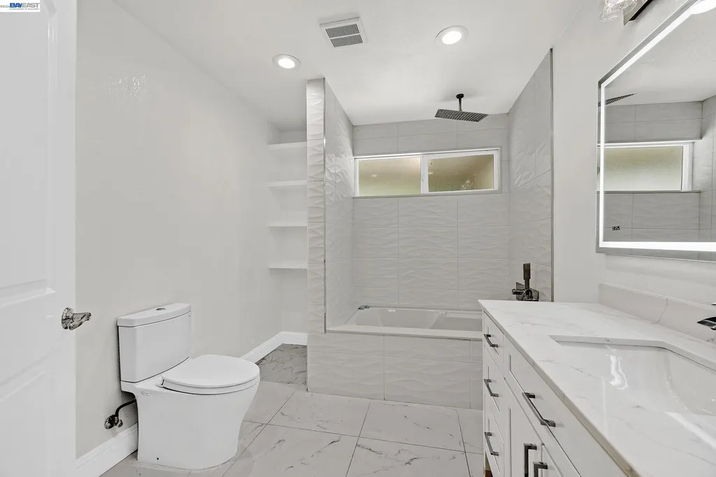6344 Paloverde Road Castro Valley CA 94552