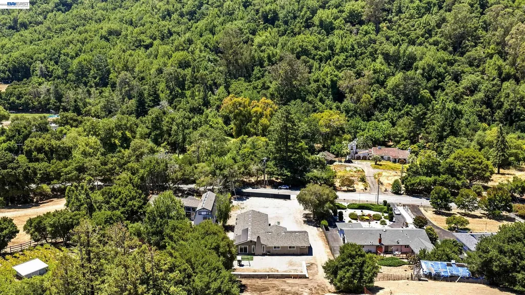 6344 Paloverde Road Castro Valley CA 94552