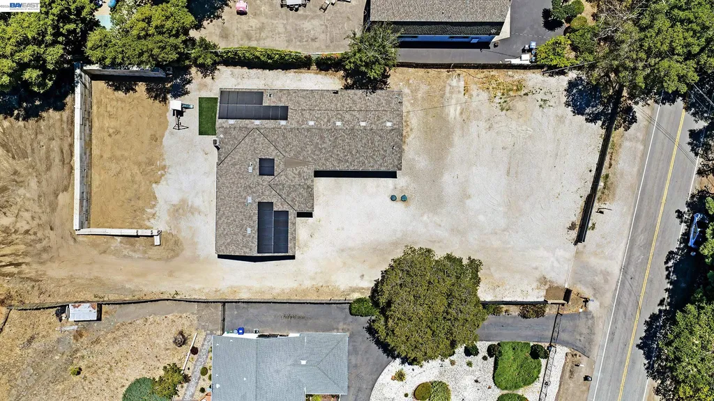 6344 Paloverde Road Castro Valley CA 94552