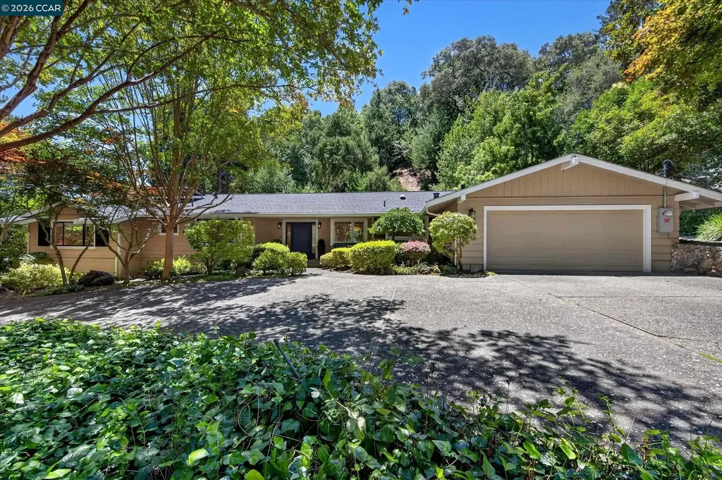 94 Devin Drive Moraga CA 94556