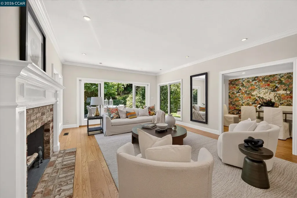 94 Devin Drive Moraga CA 94556
