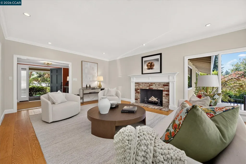 94 Devin Drive Moraga CA 94556