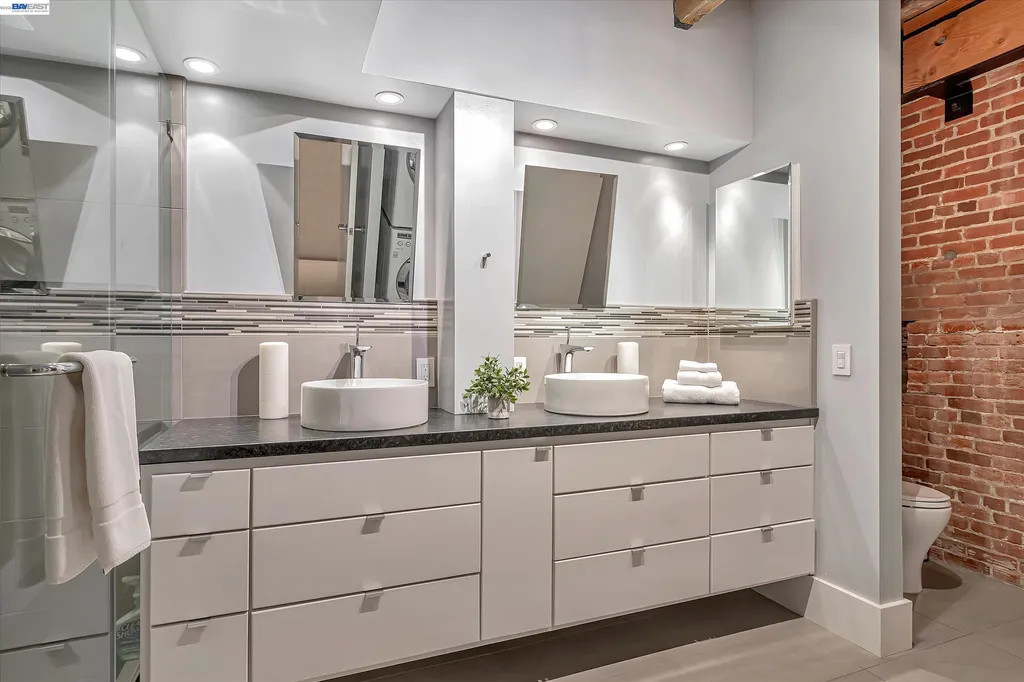650 Delancey Street San Francisco CA 94107