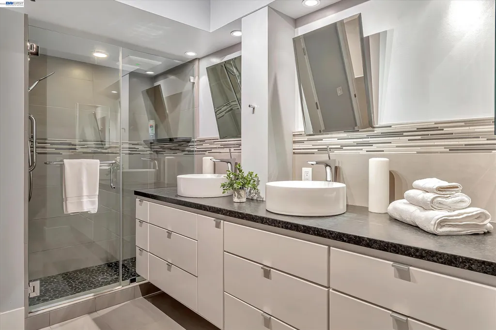650 Delancey Street San Francisco CA 94107