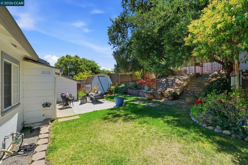 210 Vista Way Martinez CA 94553