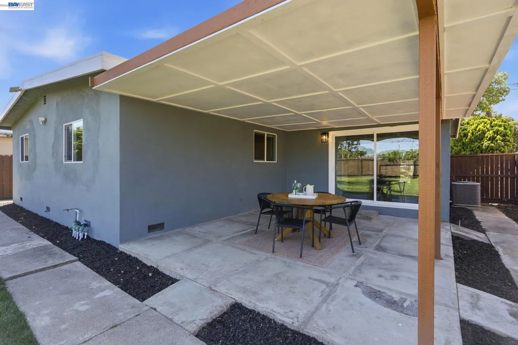 6684 Graham Avenue Newark CA 94560