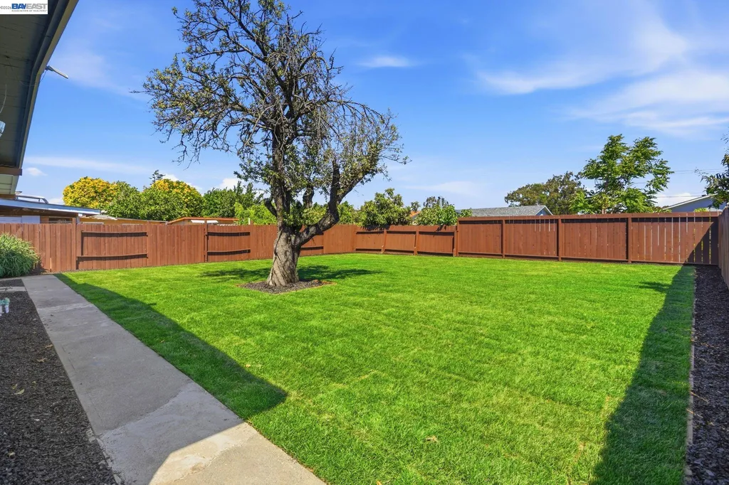 6684 Graham Avenue Newark CA 94560
