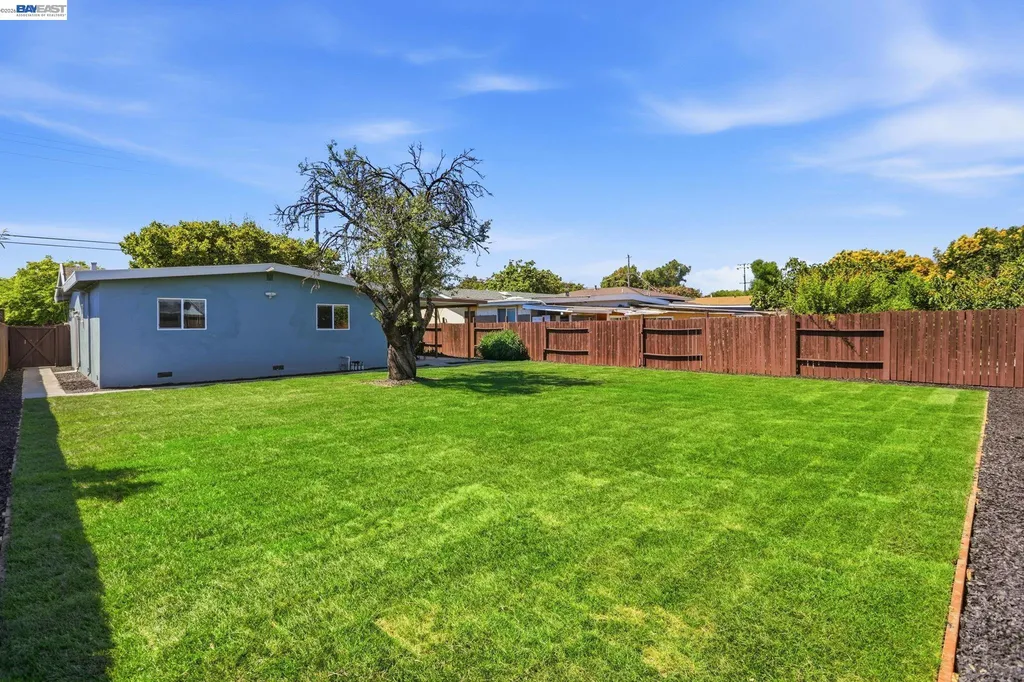 6684 Graham Avenue Newark CA 94560