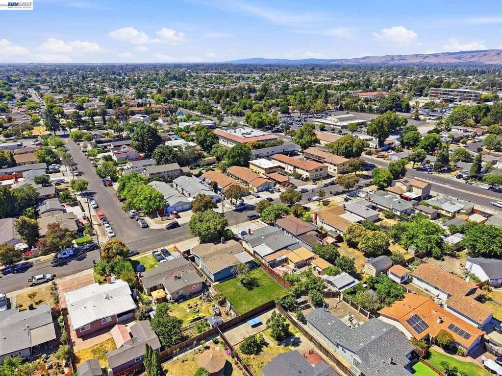 6684 Graham Avenue Newark CA 94560