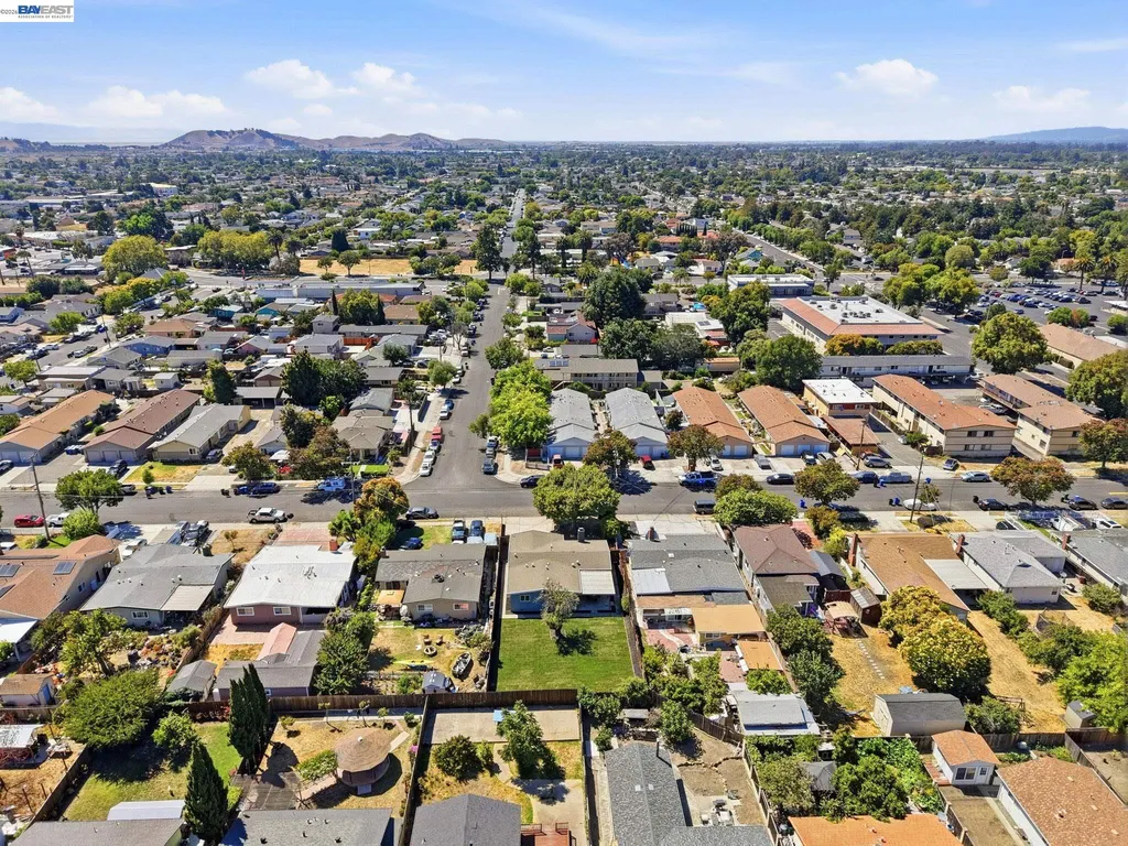 6684 Graham Avenue Newark CA 94560