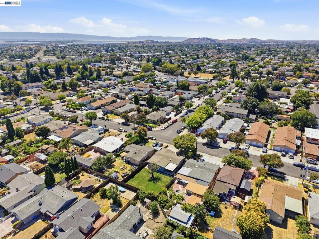 6684 Graham Avenue Newark CA 94560