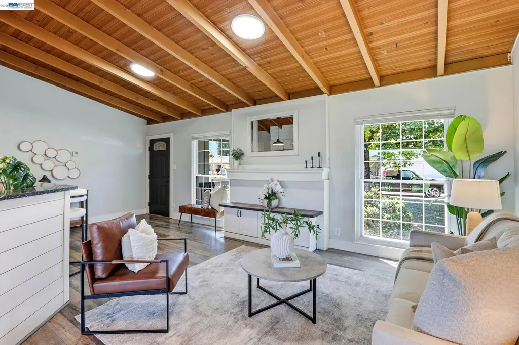 6684 Graham Avenue Newark CA 94560