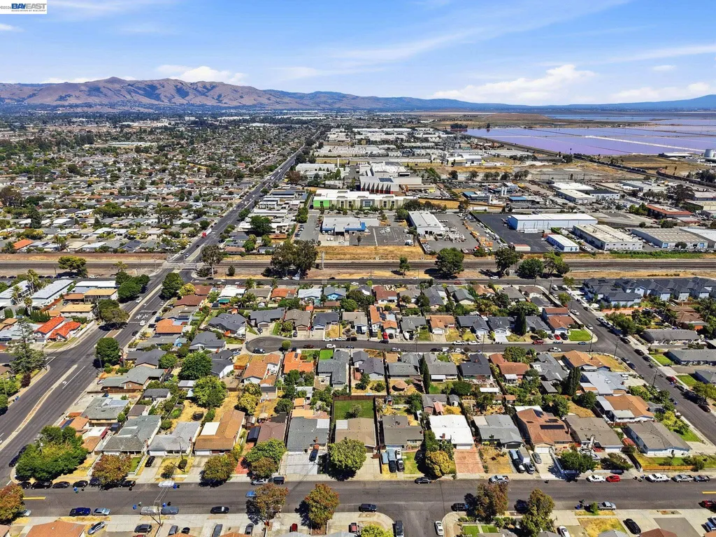 6684 Graham Avenue Newark CA 94560