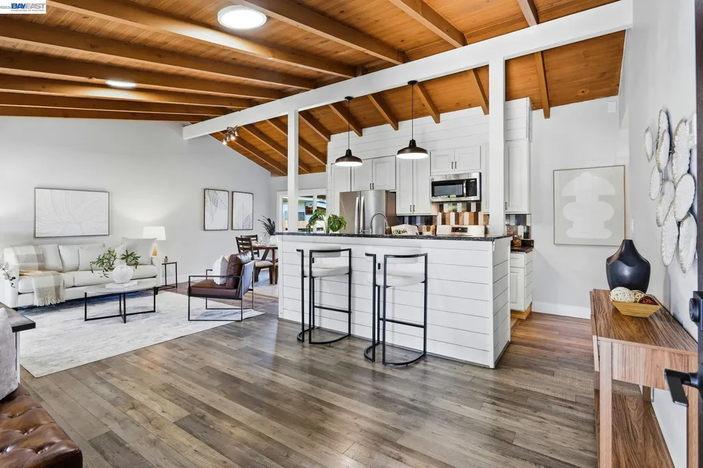 6684 Graham Avenue Newark CA 94560