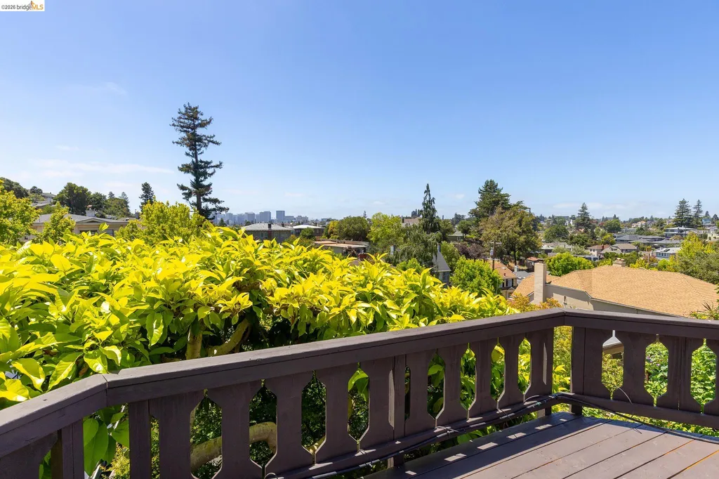 1001 Park Lane Piedmont CA 94610
