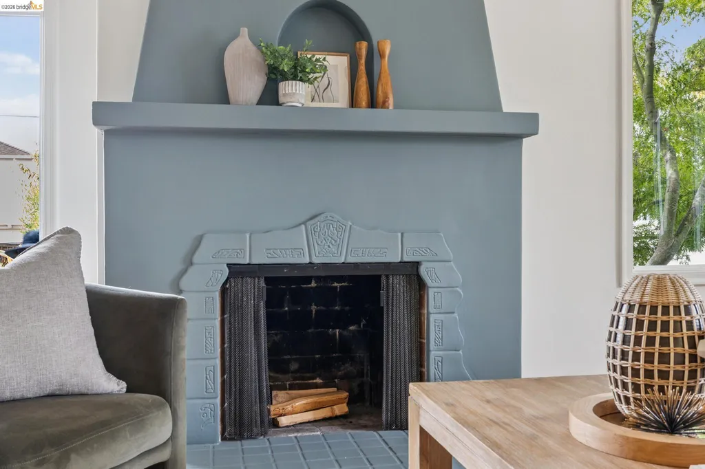 7423 Ward Avenue El Cerrito CA 94530