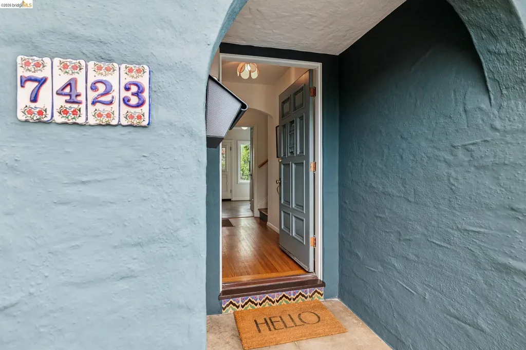 7423 Ward Avenue El Cerrito CA 94530