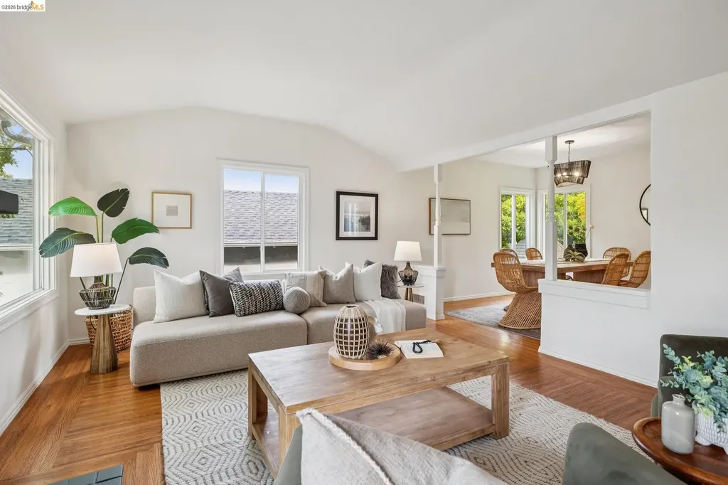 7423 Ward Avenue El Cerrito CA 94530
