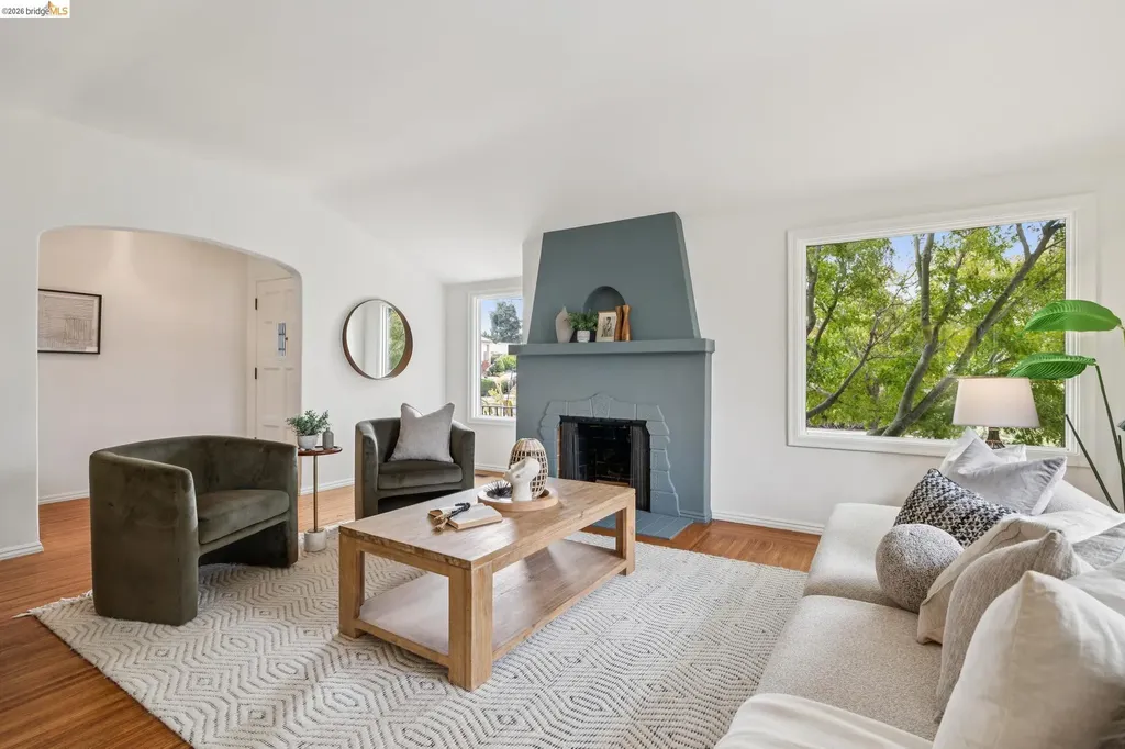 7423 Ward Avenue El Cerrito CA 94530