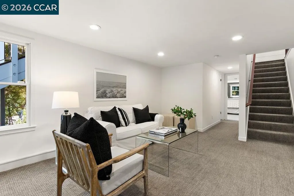 59 El Toyonal Orinda CA 94563