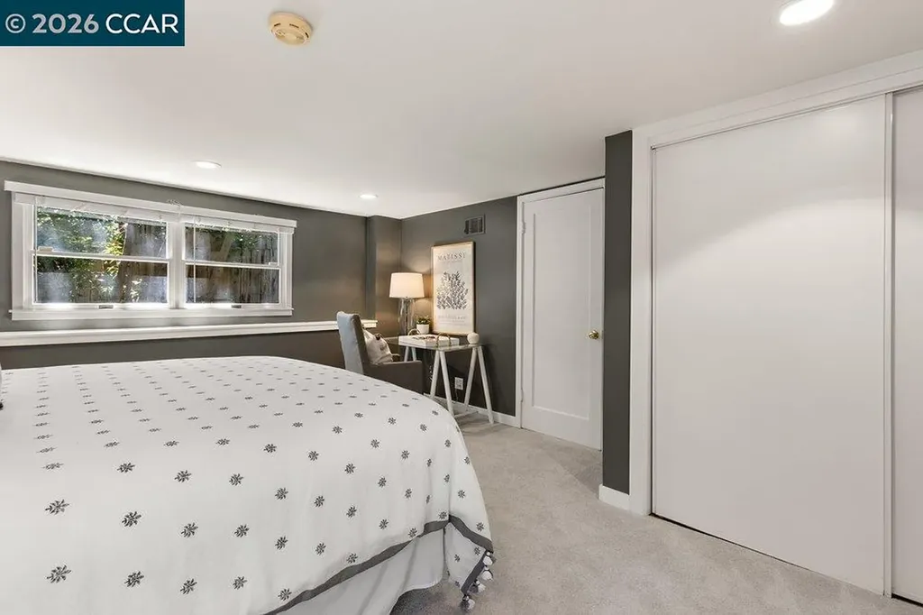 59 El Toyonal Orinda CA 94563