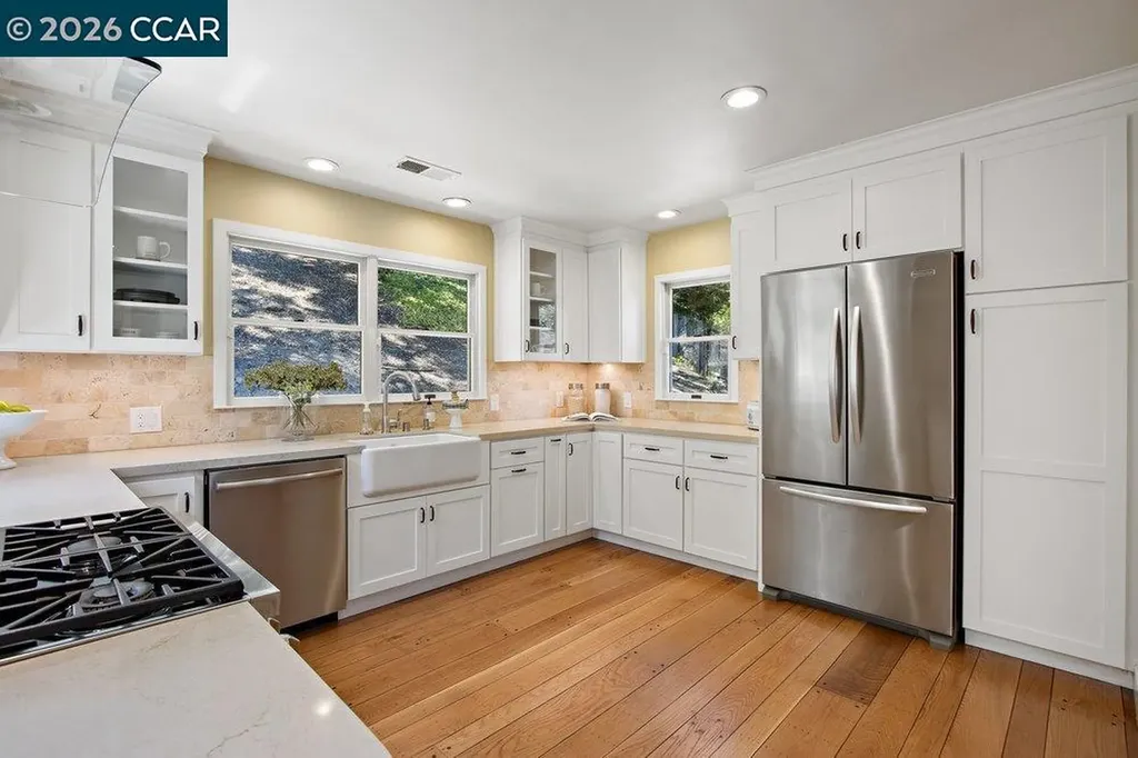 59 El Toyonal Orinda CA 94563