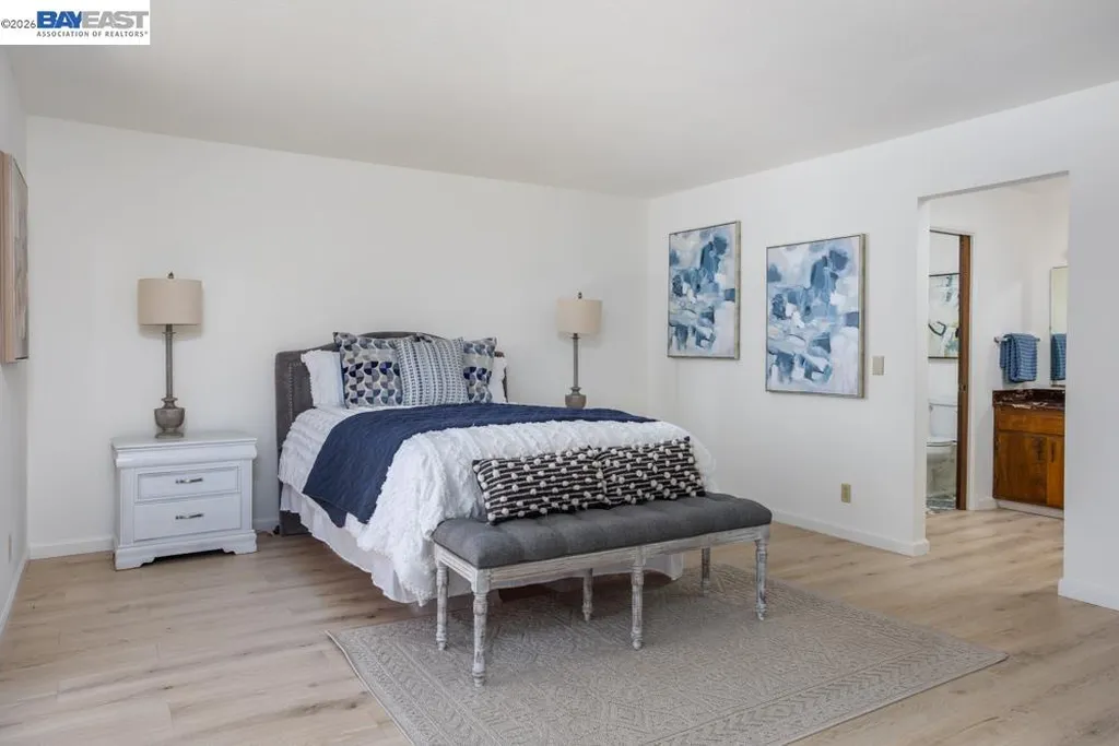 16645 Cowell Street Castro Valley CA 94578