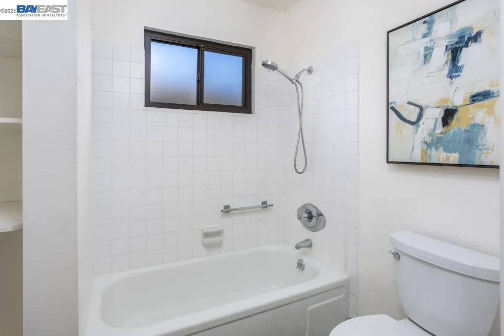 16645 Cowell Street Castro Valley CA 94578