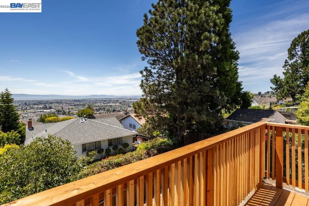 16645 Cowell Street Castro Valley CA 94578
