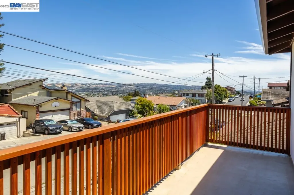 16645 Cowell Street Castro Valley CA 94578
