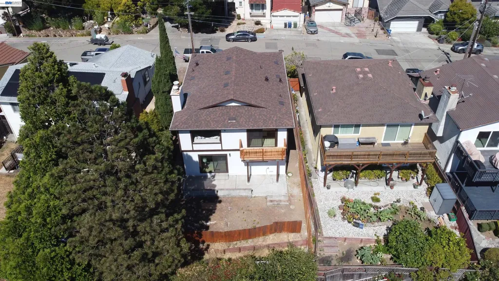 16645 Cowell Street Castro Valley CA 94578