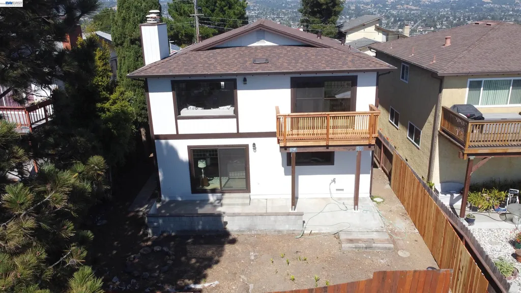 16645 Cowell Street Castro Valley CA 94578