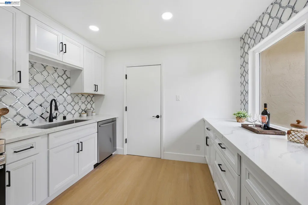 3800 Amy Court Union City CA 94587