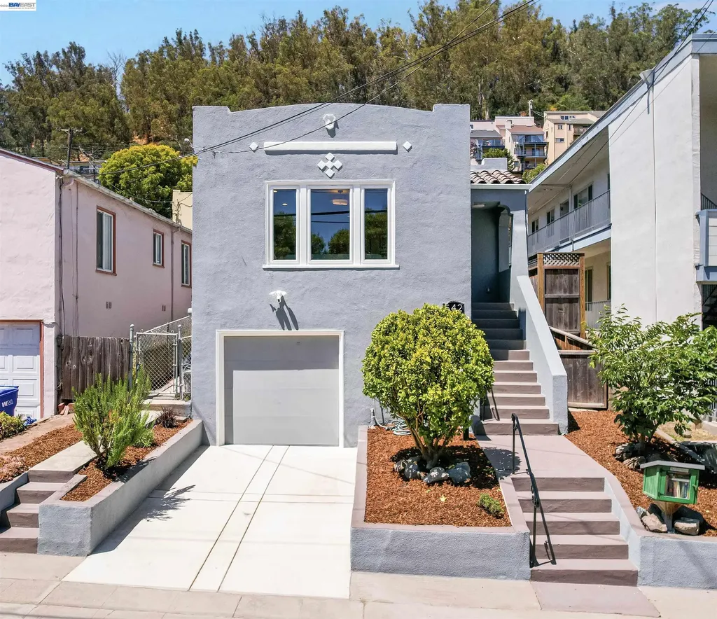 Albany CA, 542 Adams Street