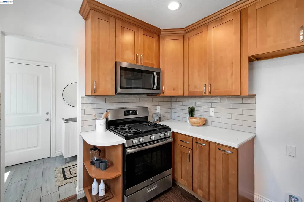 542 Adams Street Albany CA 94706