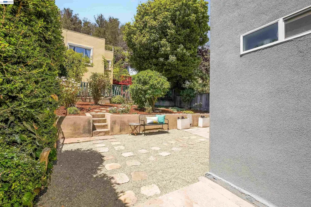 542 Adams Street Albany CA 94706